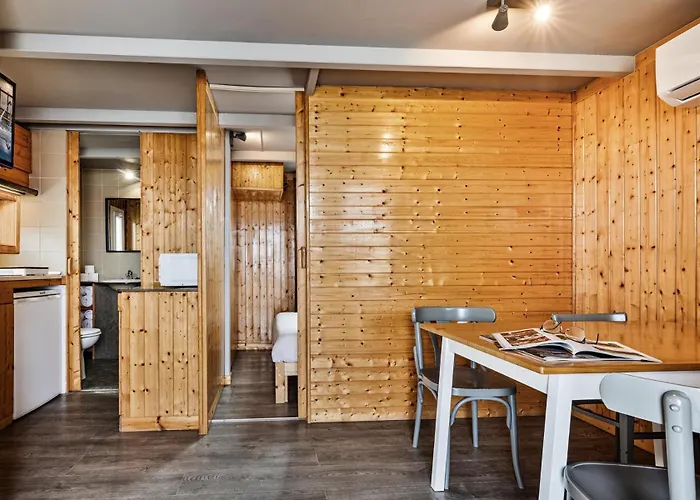 Parque de vacaciones Penichepraia - Bungalows, Campers &