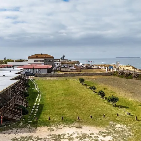 Holiday park Penichepraia - Bungalows, Campers & Peniche