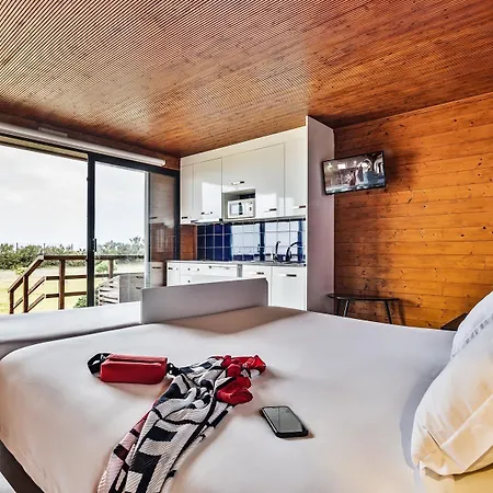 Penichepraia - Bungalows, Campers & Peniche