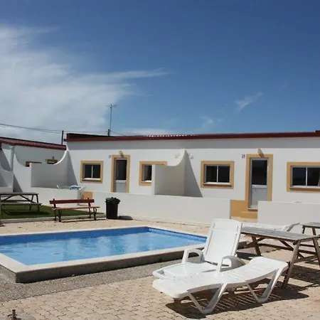 Penichepraia - Bungalows, Campers & Holiday park Peniche