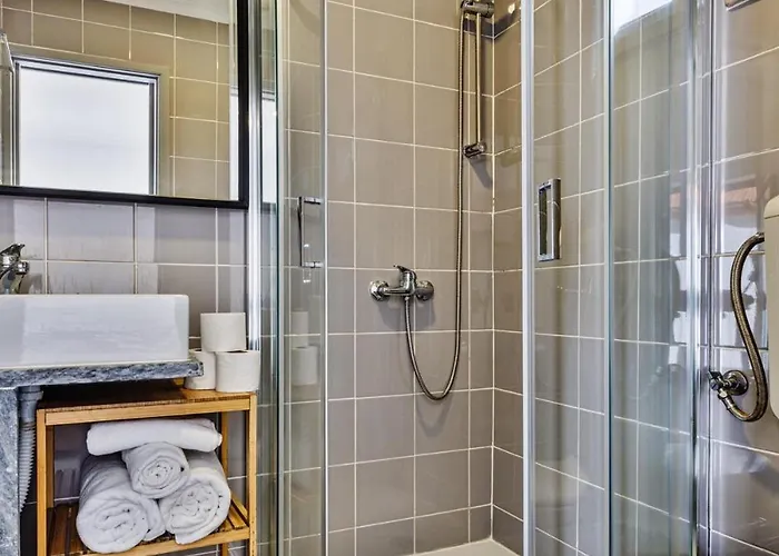 Penichepraia - Bungalows, Campers & 4* Peniche